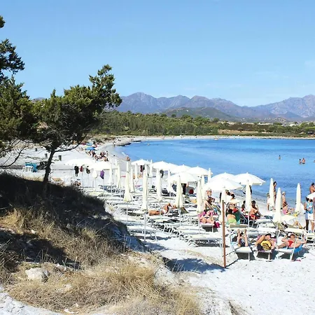 In Tanaunella With Pool Apartment